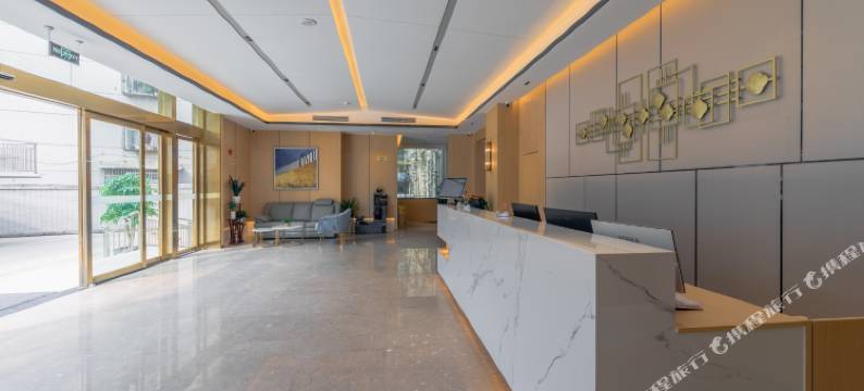 武汉润丽精品酒店(洪山广场中南路地铁站店)图片