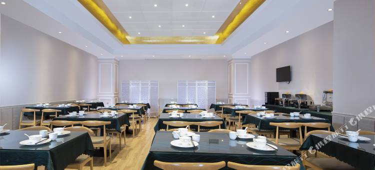 维也纳酒店(威海高铁站华夏城海上公园店)图片