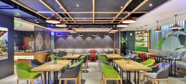 秋果酒店(哈尔滨中央大街索菲亚教堂火车站店)图片