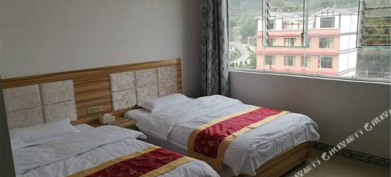 毕节郝章县花海民宿图片