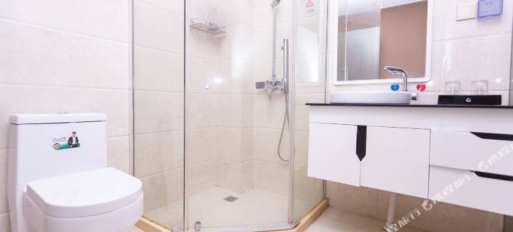 OYO舟山惠舟客栈图片