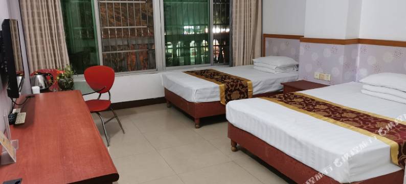 三亚宏逸旅馆图片