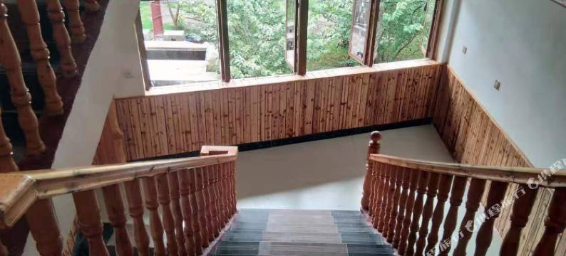 芙蓉镇乡第客栈图片