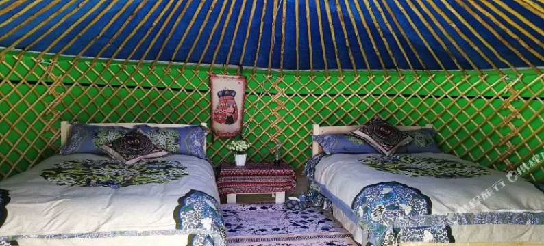 海北青海湖海宴金银滩草原蒙古包民宿图片