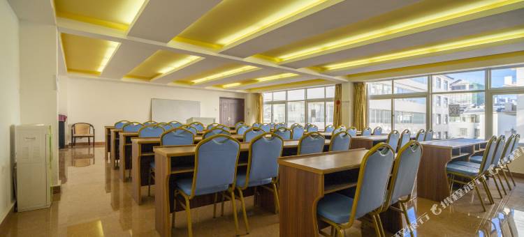 速8酒店(机场大巴站店)图片