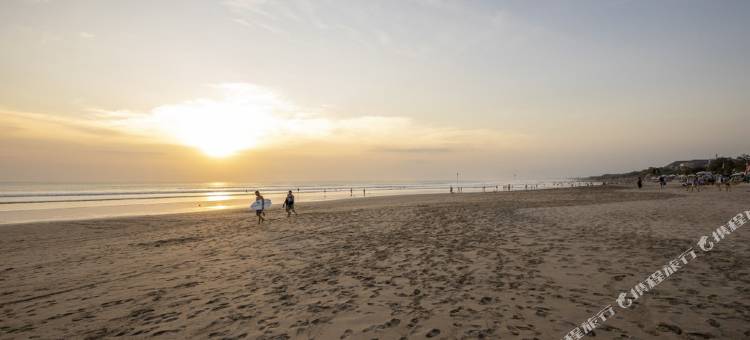 巴厘岛安蔚雷吉安卡玛吉拉度假村(Away Bali Legian Camakila)图片