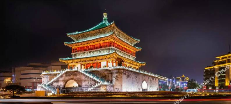 艺龙安云酒店(西安半导体产业园丈八六路地铁站店)图片