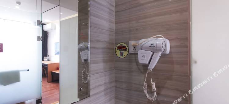 尚客优酒店(茂名高铁站1959文创步行街店)图片