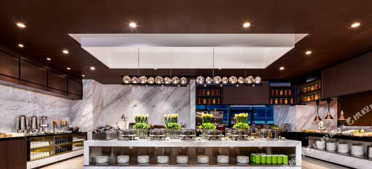 潮州财富中心希尔顿欢朋酒店图片