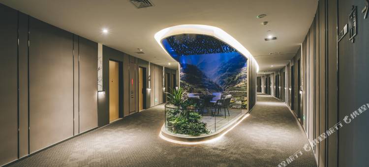 苏州新区木渎大运城亚朵酒店图片