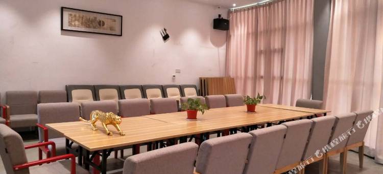 永康回禾酒店(高铁站旗舰店)图片