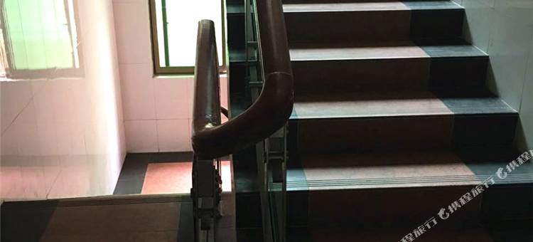 佛山阳光公寓大润发店图片