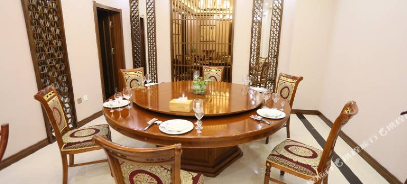 白金汉假日酒店(会展中心店)图片