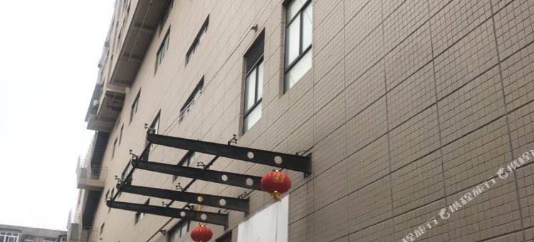 方新公寓(西安火车站五路口地铁站店)图片