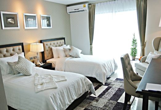 SN Plus HotelHotel Overview