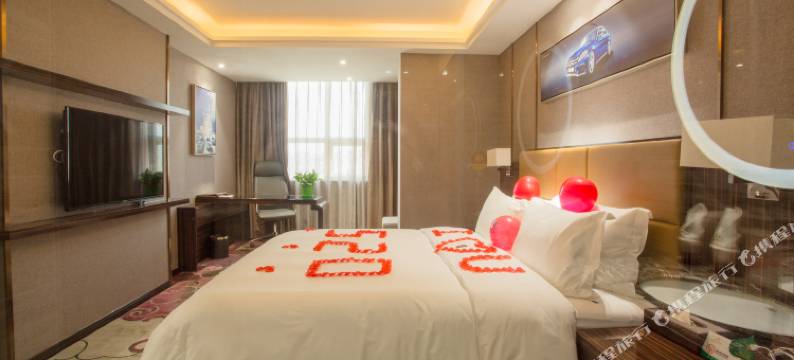 嘉禾闪亮地带汽车文化酒店图片