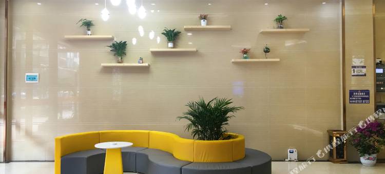 鹤龙大酒店(广州白云区人民医院江夏地铁站店)图片