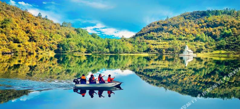 石棉浮云·海子温泉度假酒店图片