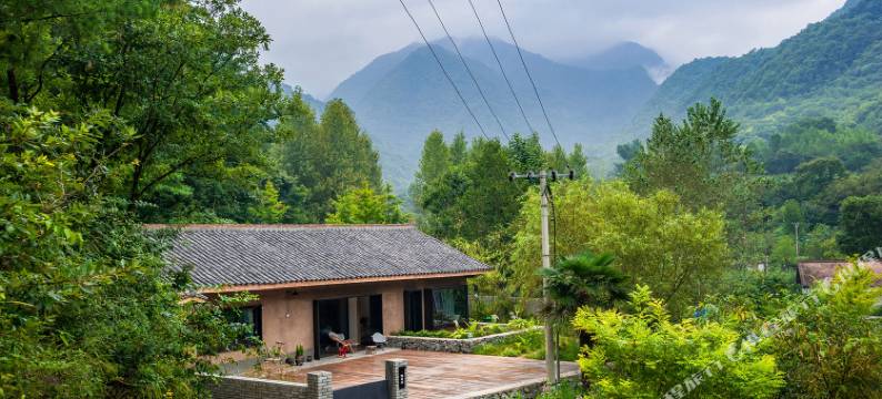 隐居乡里·楼房沟民宿图片