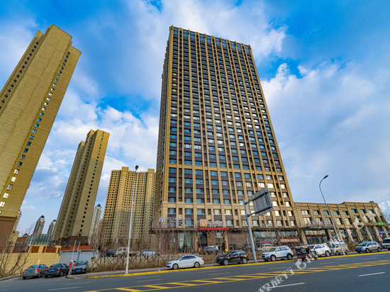 伍阳酒店(哈尔滨高铁西站万达广场店)