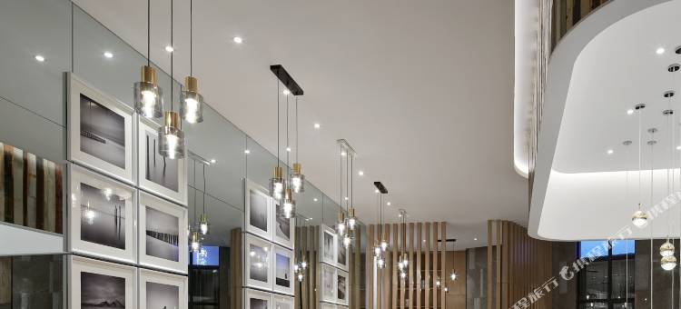 信阳铂曼酒店(天润广场火车站店)图片