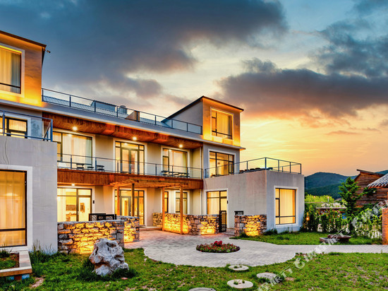 花筑·柒舍民宿(九如山风景区店)