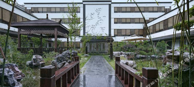 仟那旅途酒店(新乡大学城店)图片