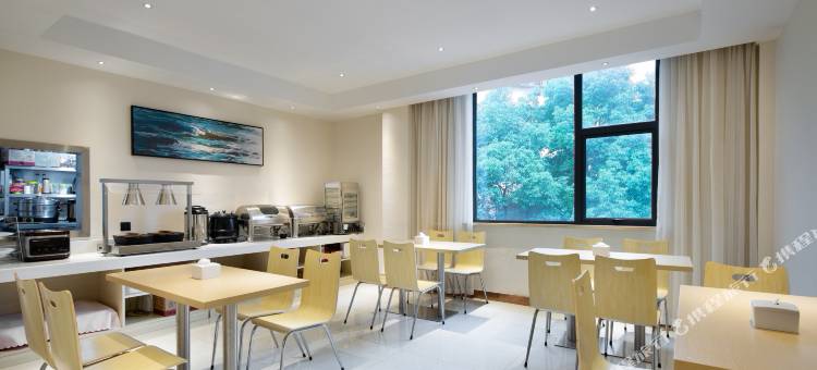 城市便捷酒店(长沙湖大阜埠河地铁站店)图片