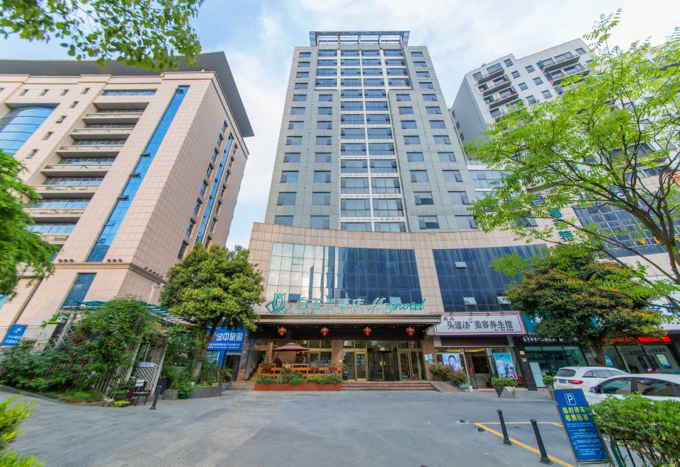 Hotel Overview