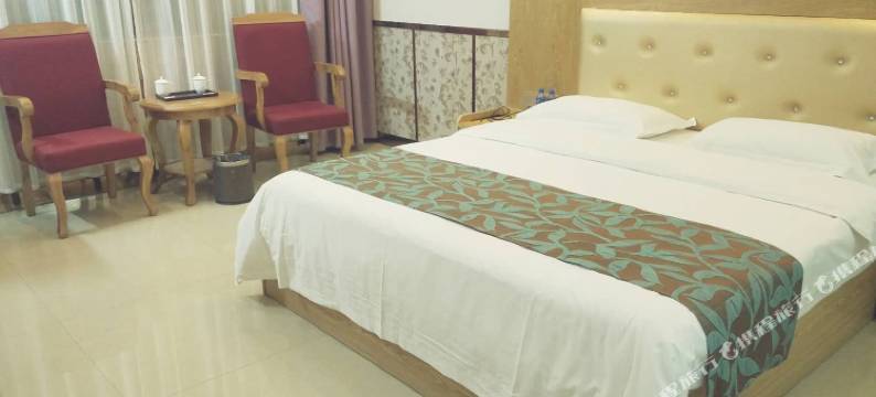 海丰凯冠主题公寓图片