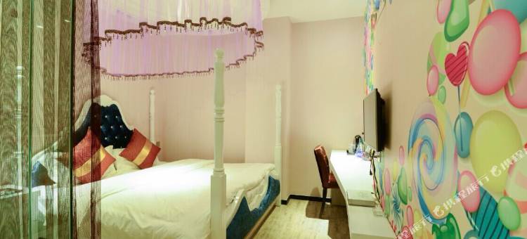 青岛大溪地精品酒店(台东步行街啤酒博物馆店)图片