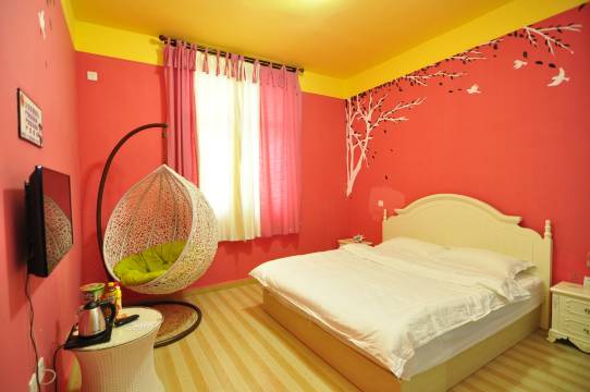 嵩明悠享主题酒店