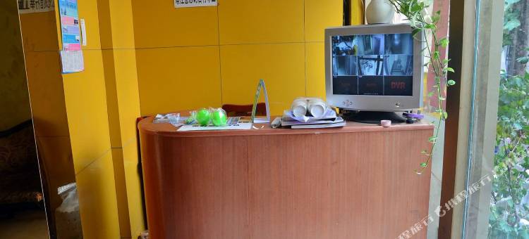 泰安龙潭招待所(泰山站中心医院店)图片