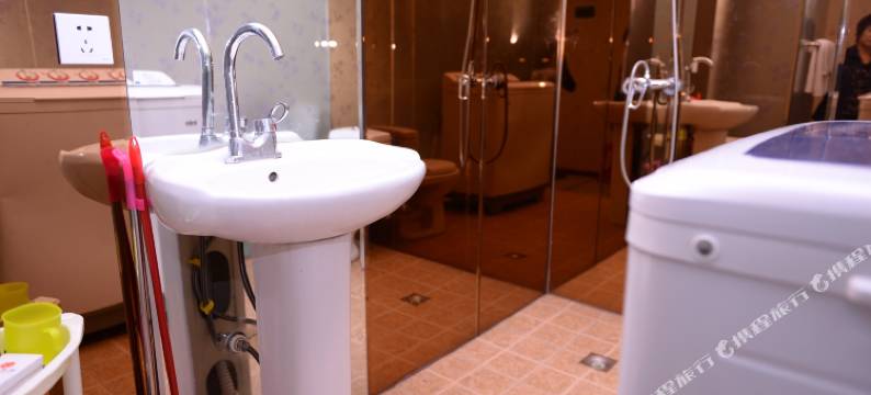 彩虹公寓(哈尔滨哈西万达店)图片