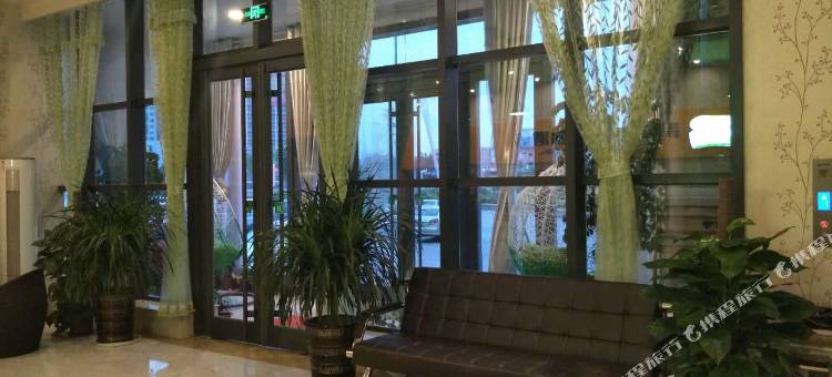 青年·都市迷你酒店(邹平汽车站店)图片