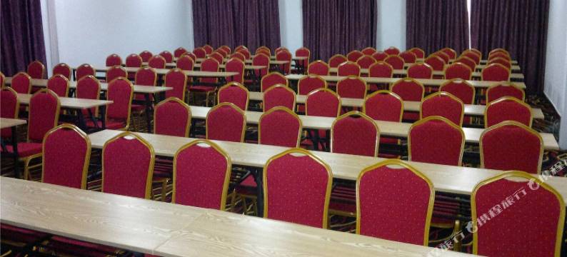 金葵花快捷酒店(包头青山万达广场店)图片