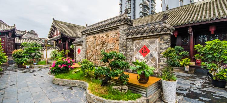 乐城酒店(乐山新广场高铁店)图片