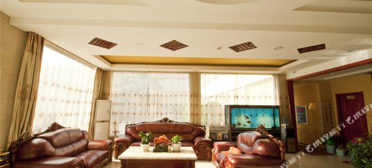 济宁皇庭商务酒店图片