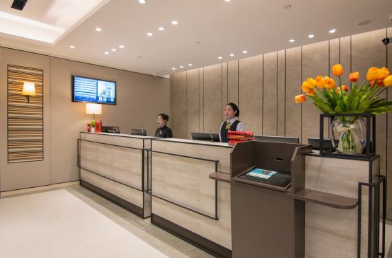 如家精选酒店(成都火车东站成渝立交地铁站店)