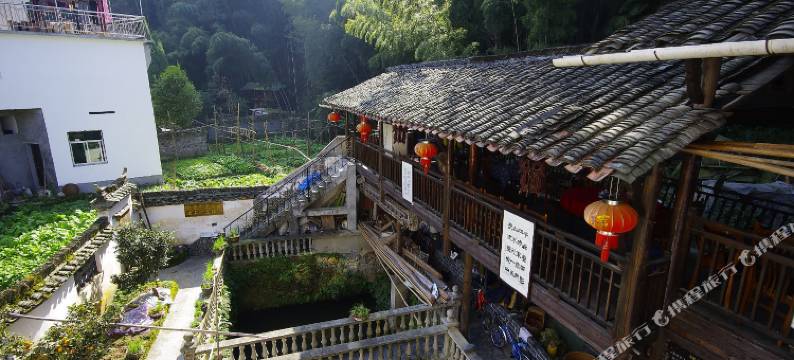 婺源竹伴溪语民宿图片