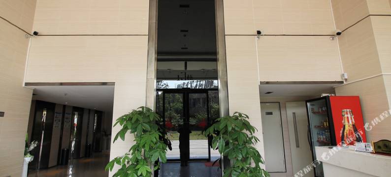 奥思廷四叶草公寓(清远时代花城店)图片