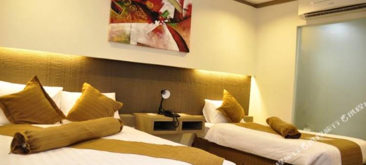 马加兰尼斯广场酒店(Magallanes Square Hotel)图片