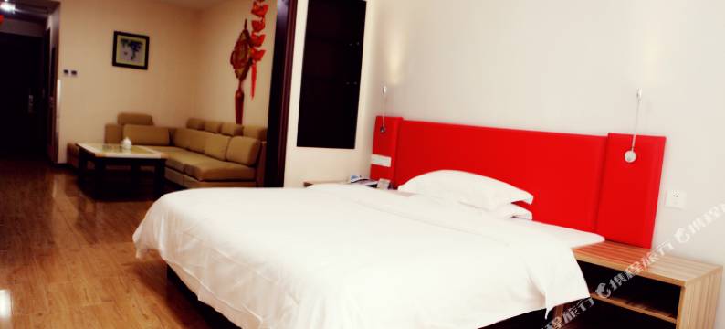 速8酒店(海阳金海螺广场店)图片