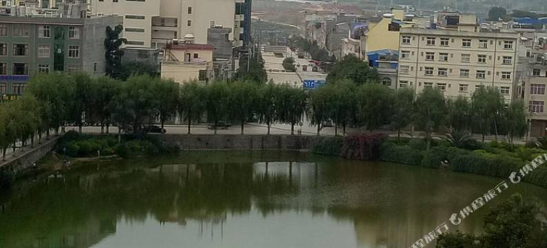 广南东坡酒店图片