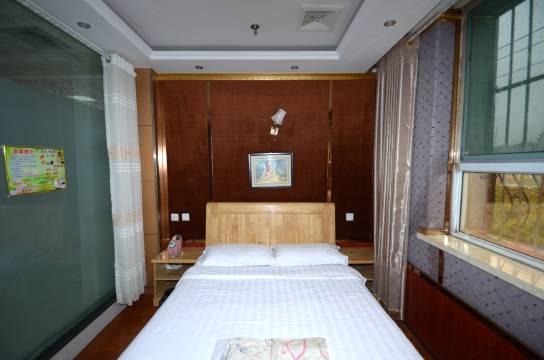 保定大唐浴都宾馆