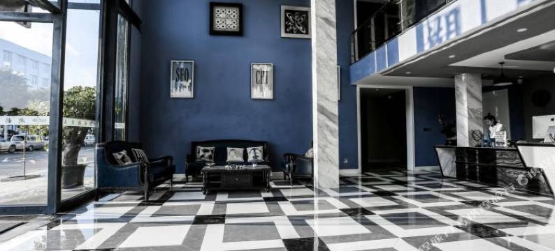 弥勒湖韵酒店图片