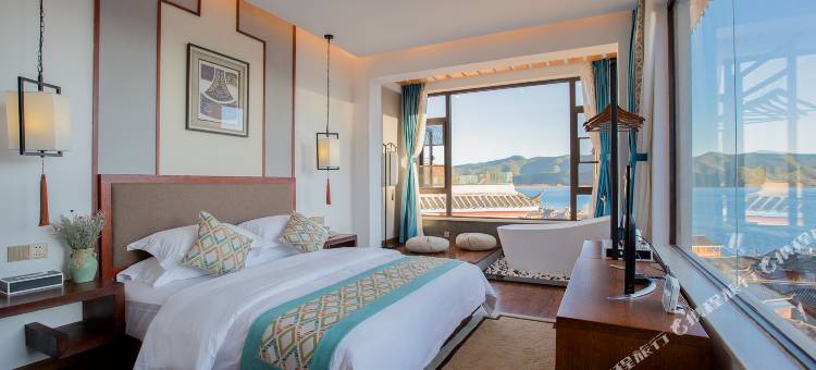 泸沽湖云上度假酒店(达祖情人滩店)图片