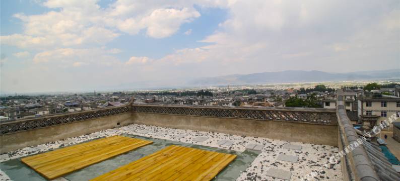 大理朵拉客栈图片