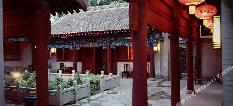 泰和山庄民宿(嘉峪关关城景区店)图片