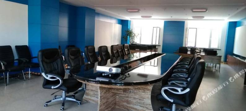 牙克石中冠酒店图片